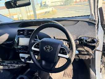 TOYOTA PRIUS 2017 Image 20