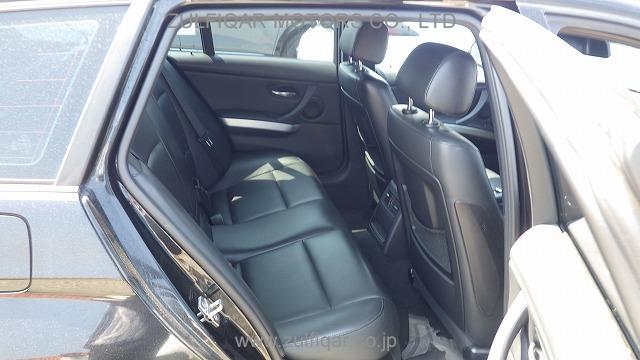 BMW 3 SERIES 2010 Image 12