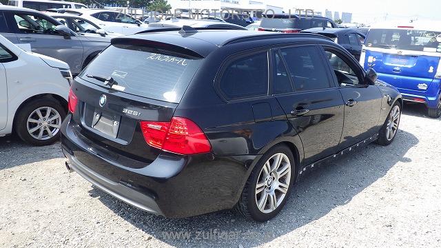 BMW 3 SERIES 2010 Image 4