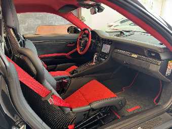 PORSCHE 911 2019 Image 13
