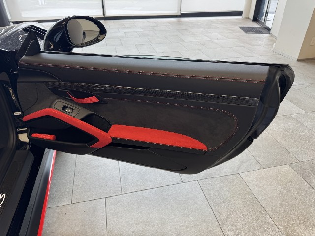 PORSCHE 911 2019 Image 22