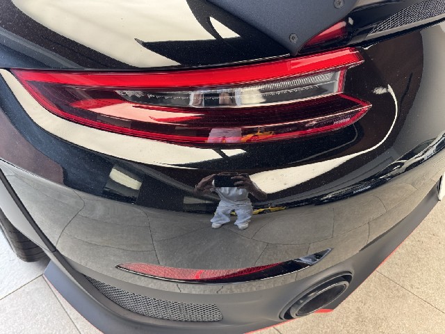PORSCHE 911 2019 Image 33