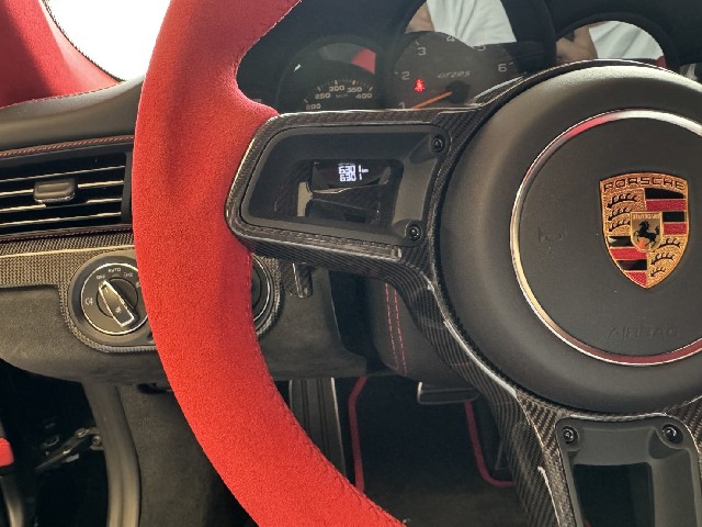 PORSCHE 911 2019 Image 47