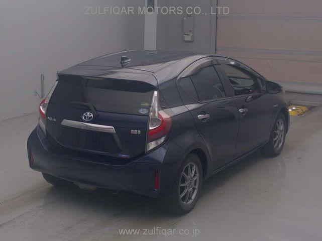 TOYOTA AQUA 2017 Image 2