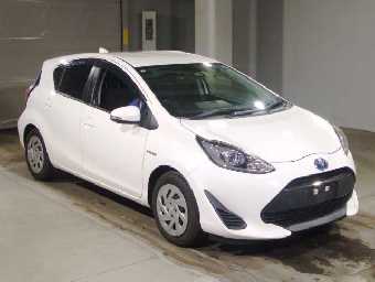 TOYOTA AQUA 2019 Image 3