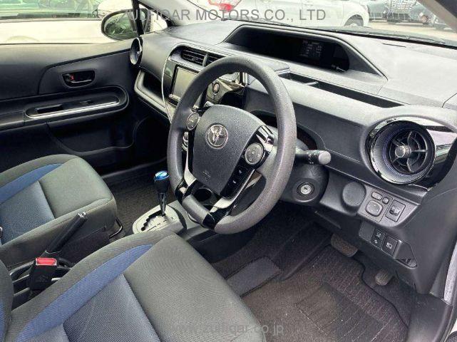 TOYOTA AQUA 2019 Image 5