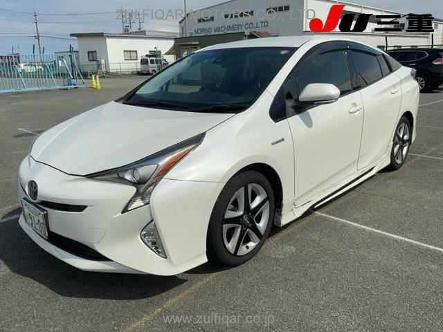TOYOTA PRIUS 2016 Image 1