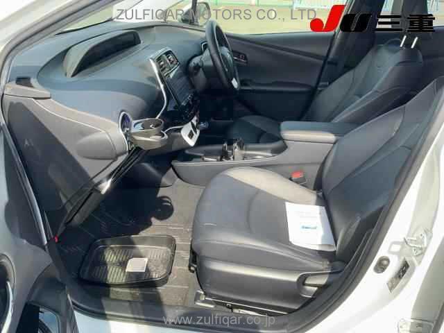 TOYOTA PRIUS 2016 Image 4