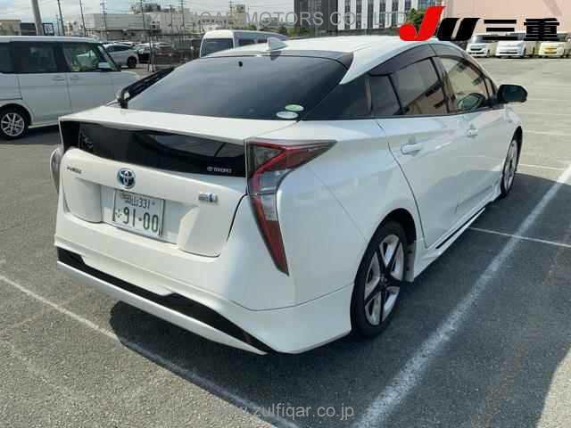 TOYOTA PRIUS 2016 Image 7