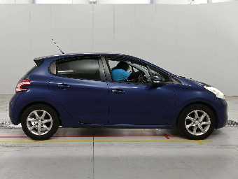 PEUGEOT 208 2015 Image 3