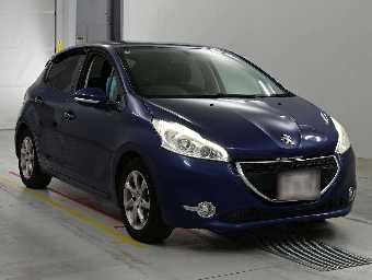 PEUGEOT 208 2015 Image 5