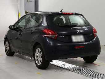 PEUGEOT 208 2017 Image 6
