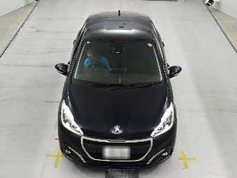 PEUGEOT 208 2017 Image 7
