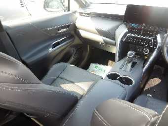 TOYOTA HARRIER 2023 Image 13