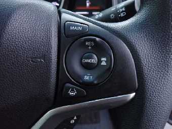 HONDA FIT HYBRID 2019 Image 6