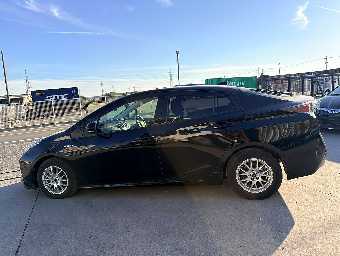 TOYOTA PRIUS 2017 Image 18