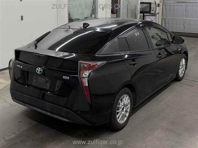 TOYOTA PRIUS 2017 Image 5
