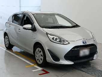TOYOTA AQUA 2019 Image 5