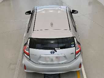 TOYOTA AQUA 2019 Image 8