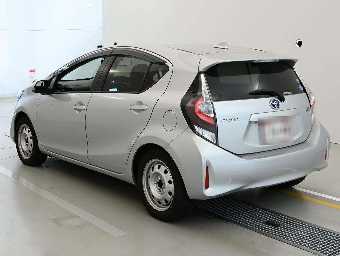 TOYOTA AQUA 2020 Image 6