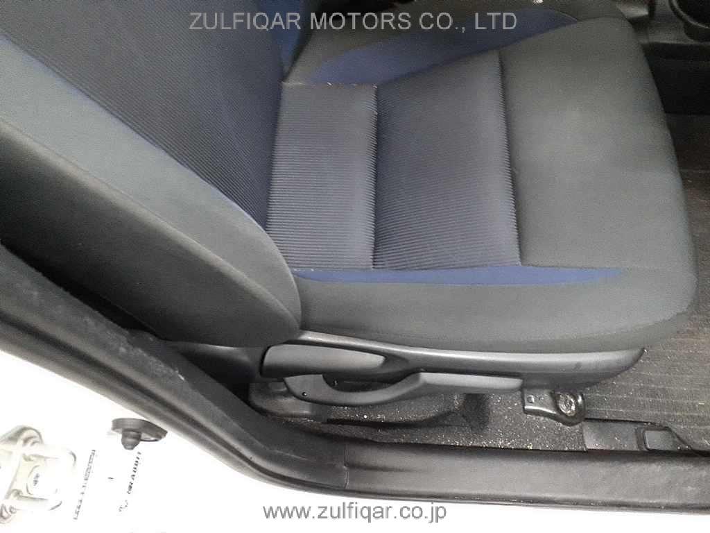 TOYOTA AQUA 2021 Image 10