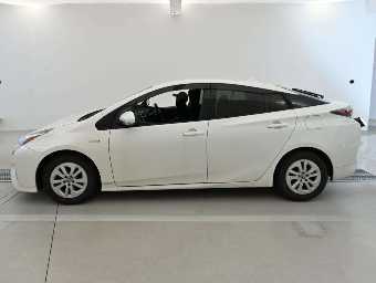 TOYOTA PRIUS 2017 Image 4