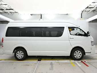 TOYOTA HIACE WAGON 2026 Image 3