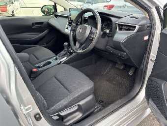 TOYOTA COROLLA TOURING 2020 Image 5