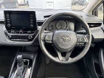 TOYOTA COROLLA TOURING 2020 Image 6
