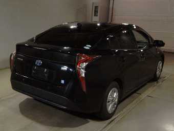 TOYOTA PRIUS 2018 Image 2