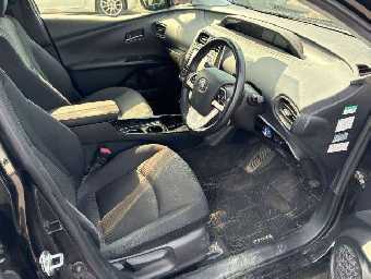 TOYOTA PRIUS 2018 Image 5