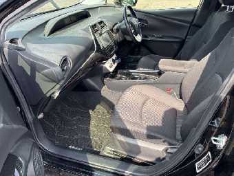 TOYOTA PRIUS 2018 Image 9