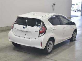 TOYOTA AQUA 2019 Image 5