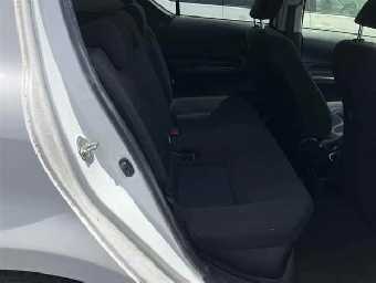 TOYOTA AQUA 2019 Image 8