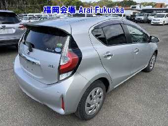 TOYOTA AQUA 2019 Image 11