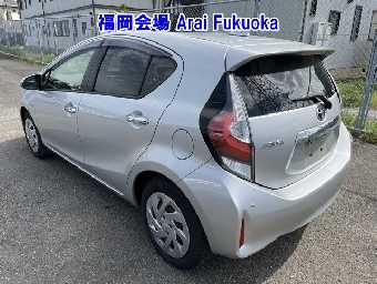 TOYOTA AQUA 2019 Image 3