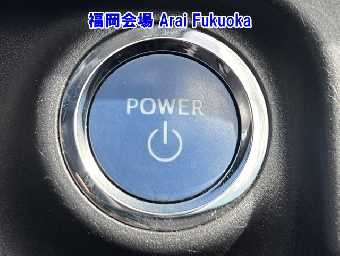 TOYOTA AQUA 2019 Image 6