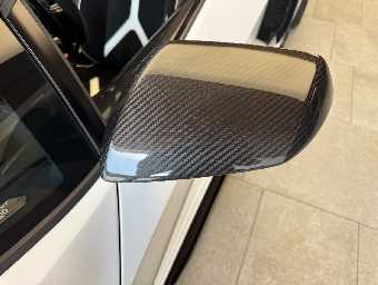 LAMBORGHINI AVENTADOR 2016 Image 27