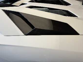 LAMBORGHINI AVENTADOR 2016 Image 32