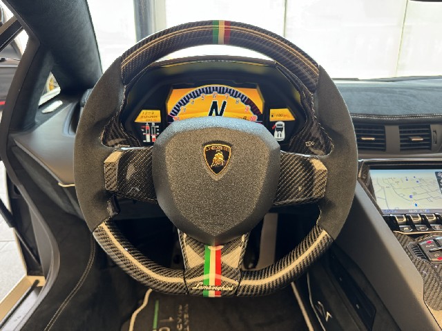 LAMBORGHINI AVENTADOR 2016 Image 54