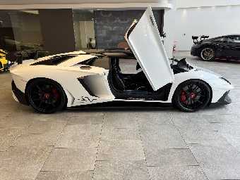 LAMBORGHINI AVENTADOR 2016 Image 63