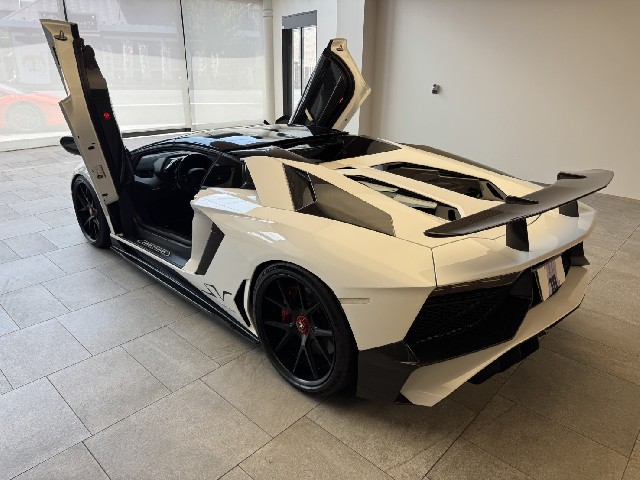 LAMBORGHINI AVENTADOR 2016 Image 72