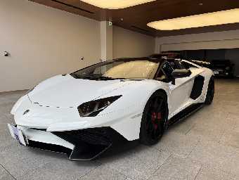 LAMBORGHINI AVENTADOR 2016 Image 9