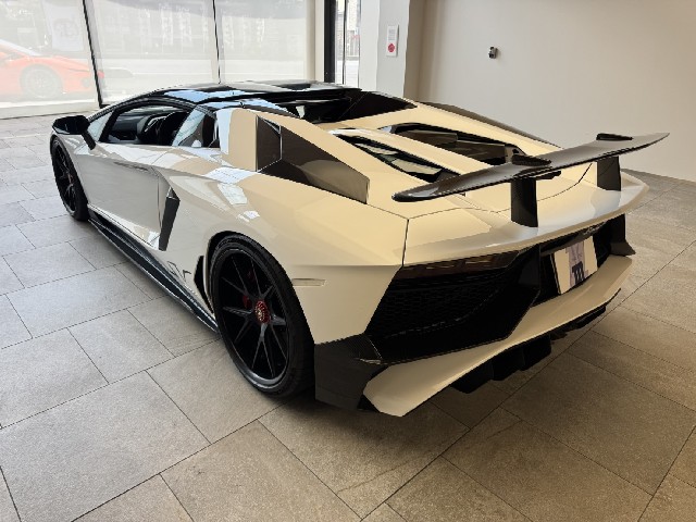 LAMBORGHINI AVENTADOR 2016 Image 81