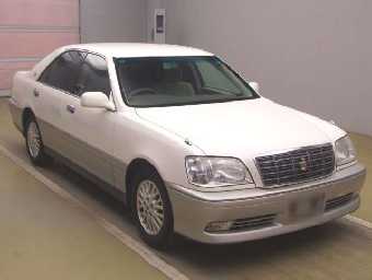TOYOTA CROWN 2000 Image 3