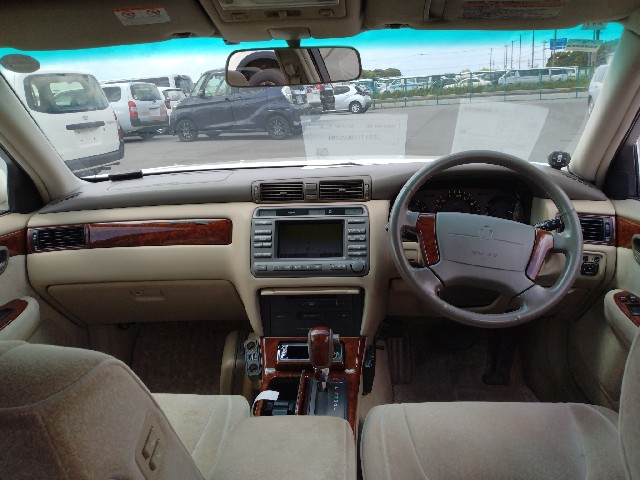 TOYOTA CROWN 2000 Image 26