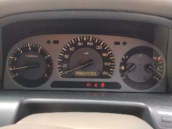 TOYOTA CROWN 2000 Image 9
