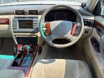 TOYOTA CROWN 2000 Image 7