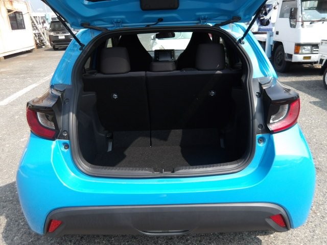 TOYOTA YARIS 2022 Image 31