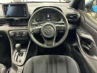 TOYOTA YARIS 2022 Image 6